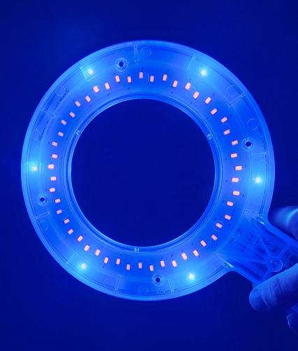 UV Magnifying Light